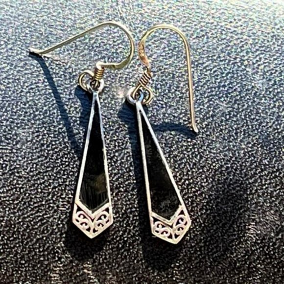 Source Unknown Jewelry - Onyx and Silver Earrings (pair) - Vintage